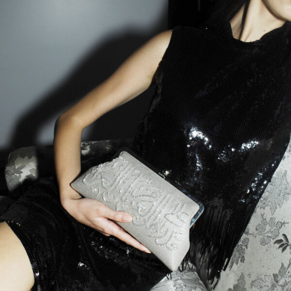 CALLIGRAPHY SILVER CLASSIC BAG