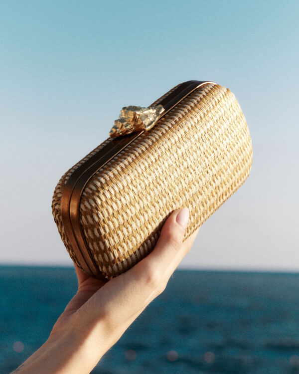MUREX GOLD STRAW BOX CLUTCH