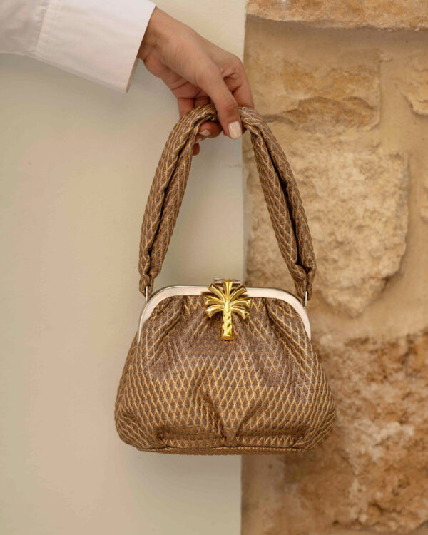 PALM ON MARQUISE GOLD BELLA