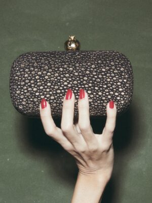 POMEGRENATE-ON-MORNING-DEW-BOX-ON-MODEL.jpg